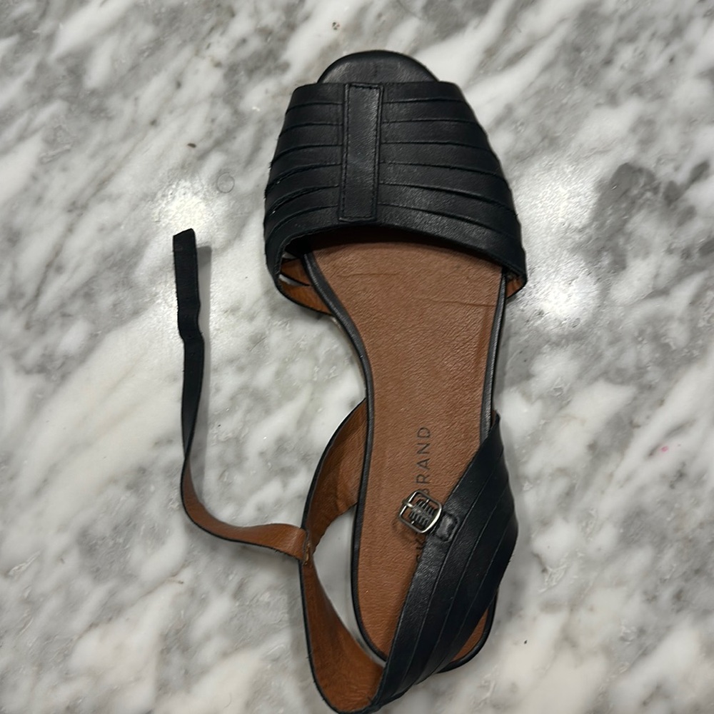 Lucky Brand sandels